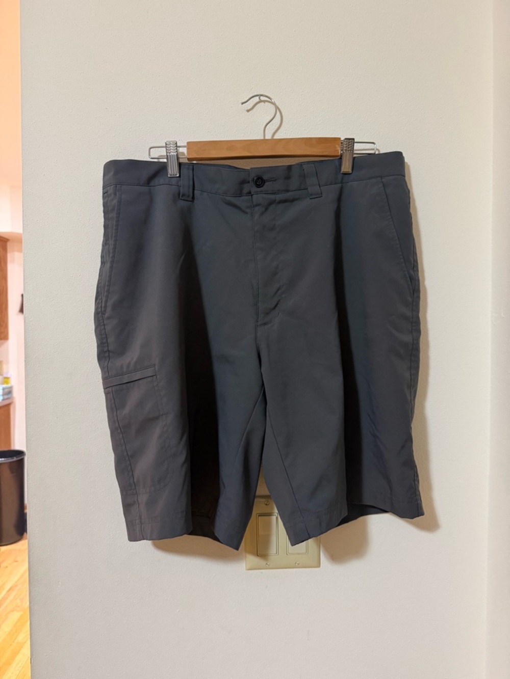 PGA Tour Men's Cargo Shorts - Charcoal Gray